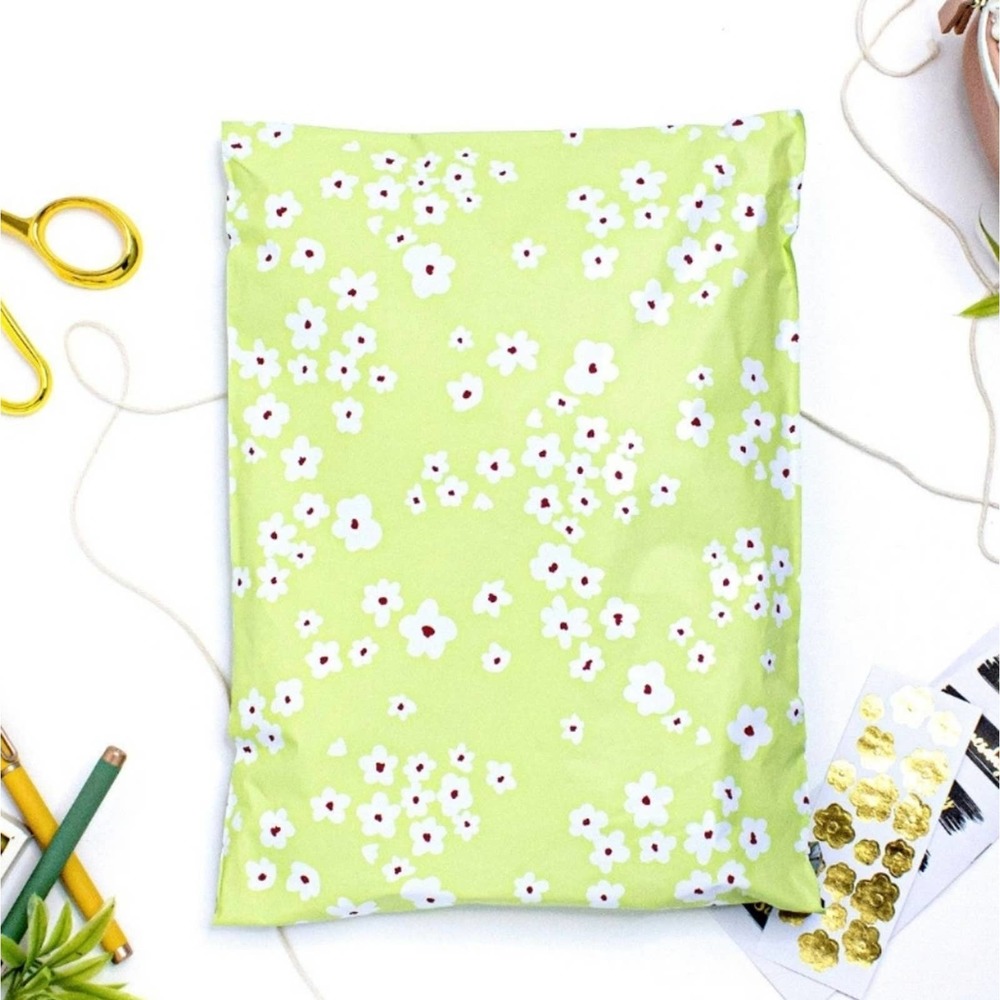 25 Designer Wildflower Mailers Self-Sealing Poly Mailers 12"x15.5"